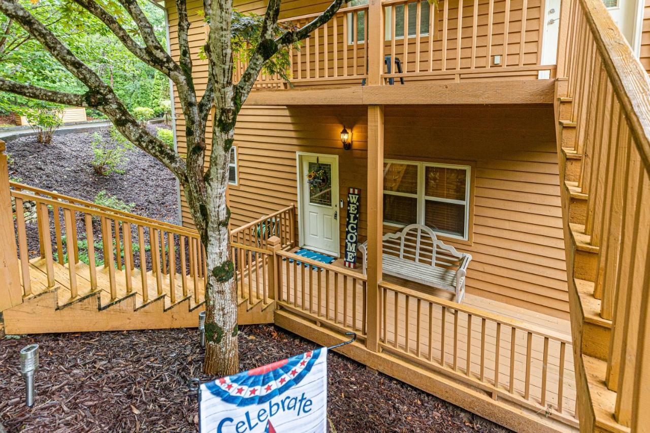 Condo With Stunning Mountain And 6Th Green Views Near Harrahs Cherokee Bryson City Whittier Buitenkant foto